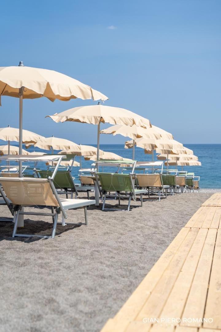 Villa Valentino Giardini Naxos Exterior photo